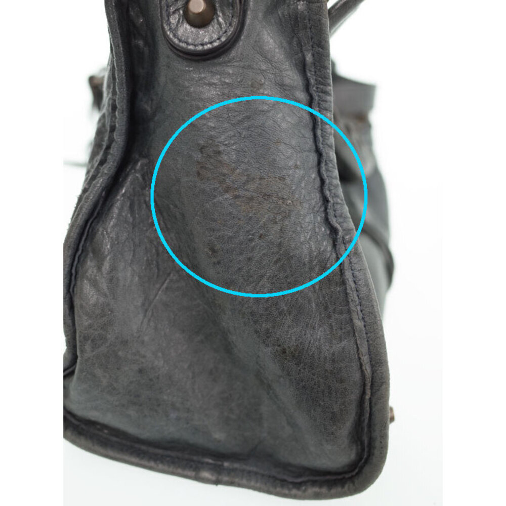 Balenciaga The City Leather Shoulder Bag - Picture 8 of 9